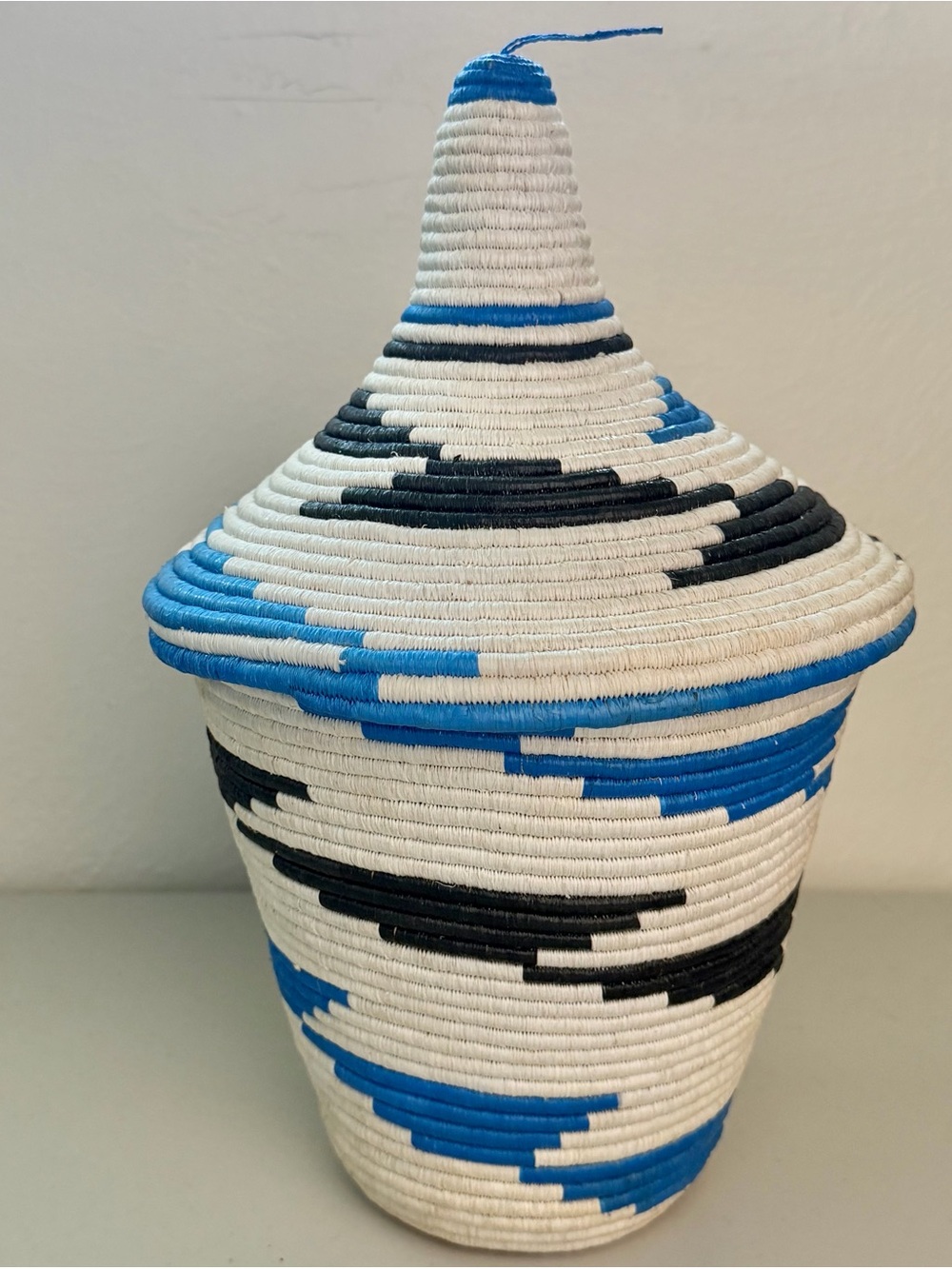 Rwandan Agaseke Peace Basket Hand Woven Lidded African Rwanda Blue Black